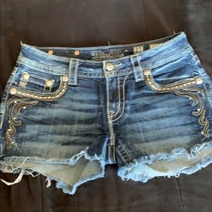 Miss Me Shorts